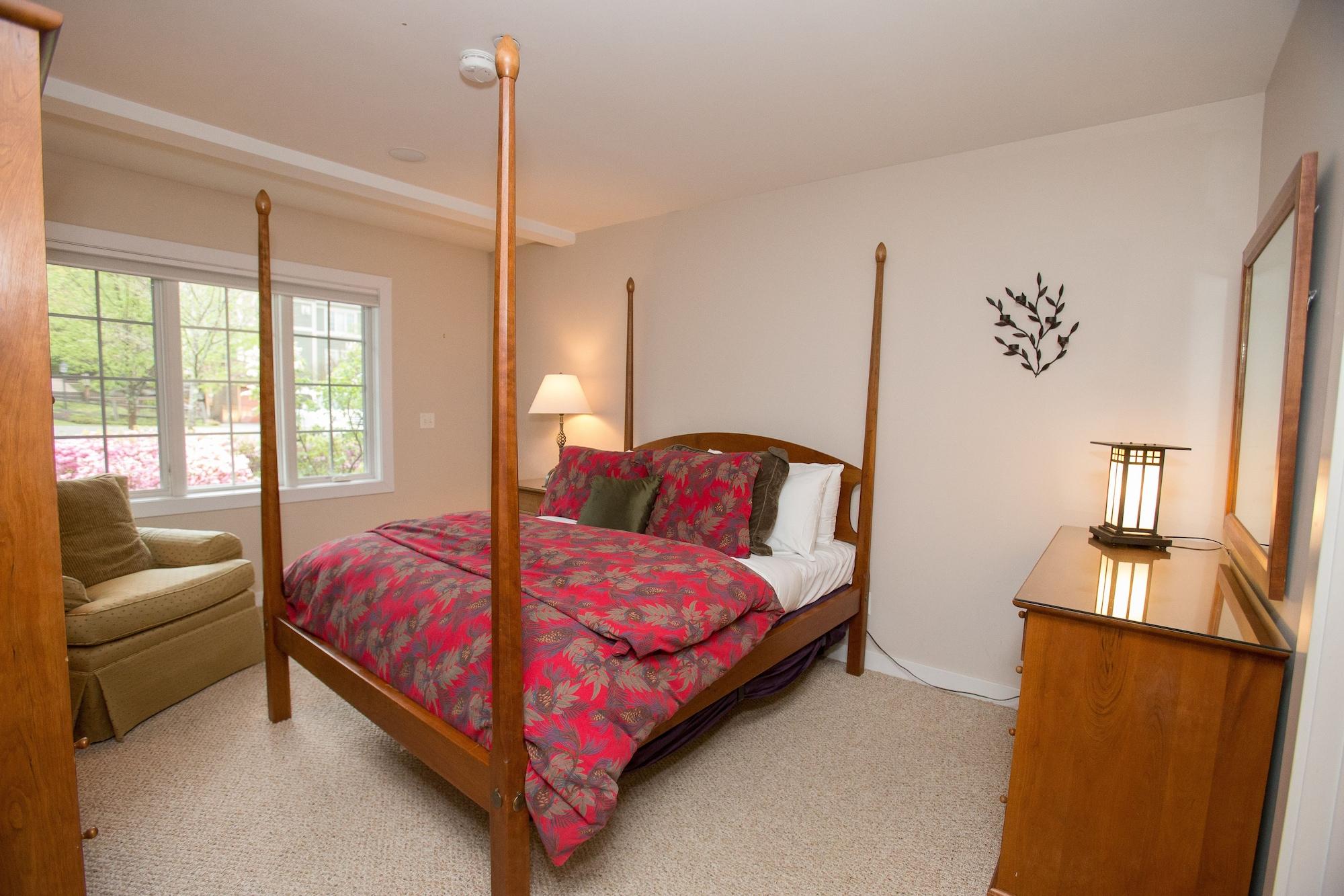 Topnotch Resort