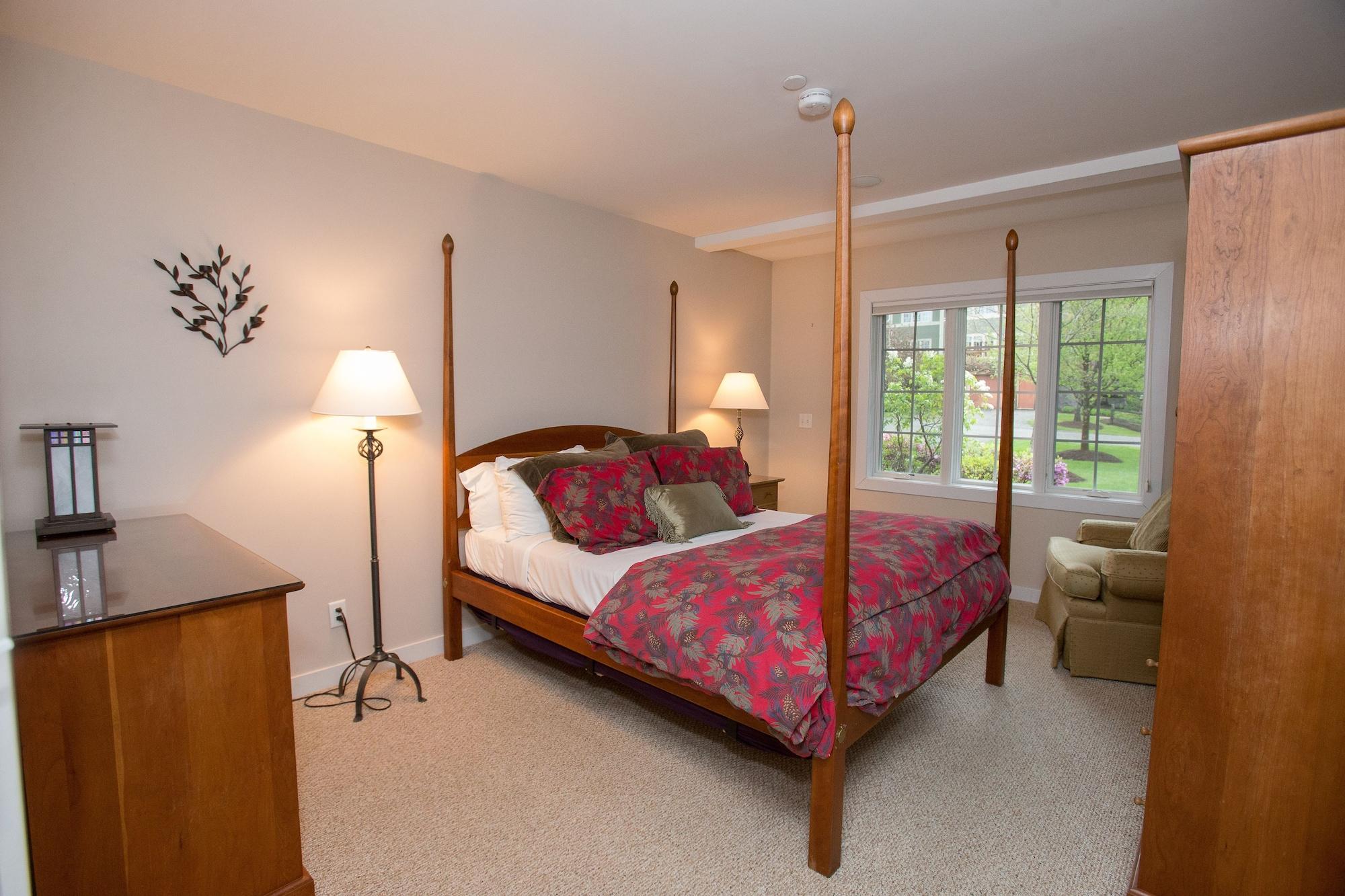 Topnotch Resort
